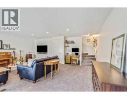 336 Crocus Terrace W - photo 30