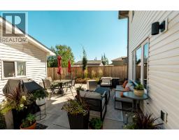 336 Crocus Terrace W - photo 35