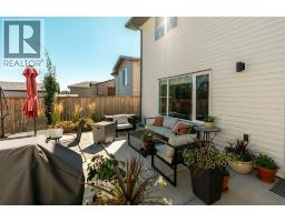 336 Crocus Terrace W - photo 36