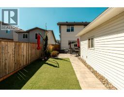 336 Crocus Terrace W - photo 38