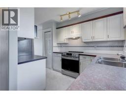 128 22 Avenue NW - photo 14