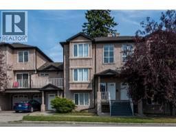 128 22 Avenue NW - photo 2