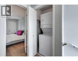 128 22 Avenue NW - photo 25