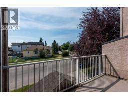 128 22 Avenue NW - photo 28
