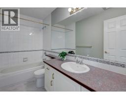 128 22 Avenue NW - photo 24