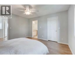 128 22 Avenue NW - photo 19
