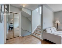 128 22 Avenue NW - photo 3