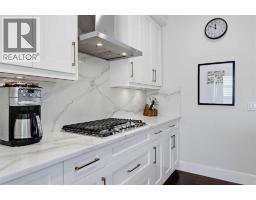3006 14 Avenue SW - photo 5