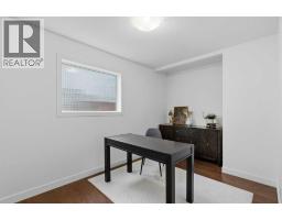 128 Sunvista Close Se, Calgary, AB T2X2S2 Photo 24