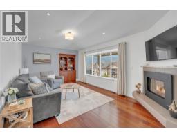 Primary Bedroom - 695 Pineview Road Unit# 131, Penticton, BC V2A7S8 Photo 10