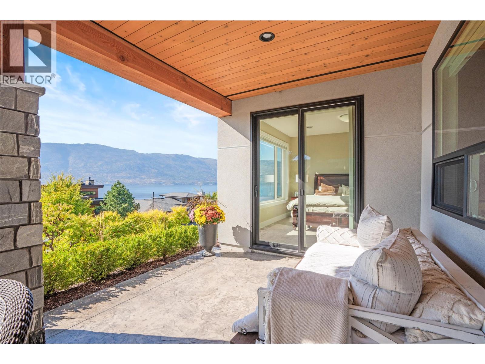 1666 Lakestone Drive - Image 55
