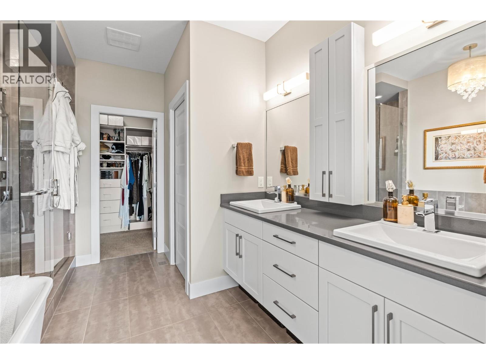 1666 Lakestone Drive - Image 35