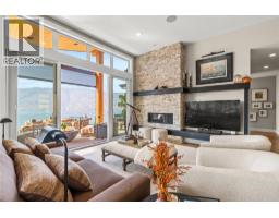 Living room - 1666 Lakestone Drive, Lake Country, BC V4V2T4 Photo 13