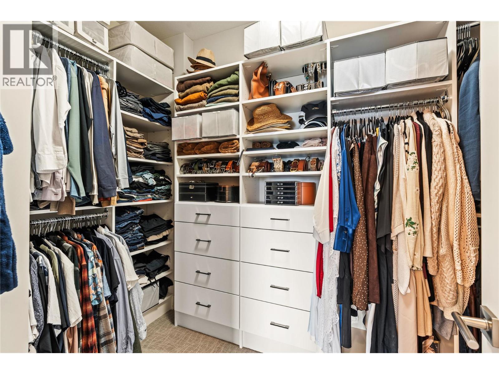 1666 Lakestone Drive - Image 37