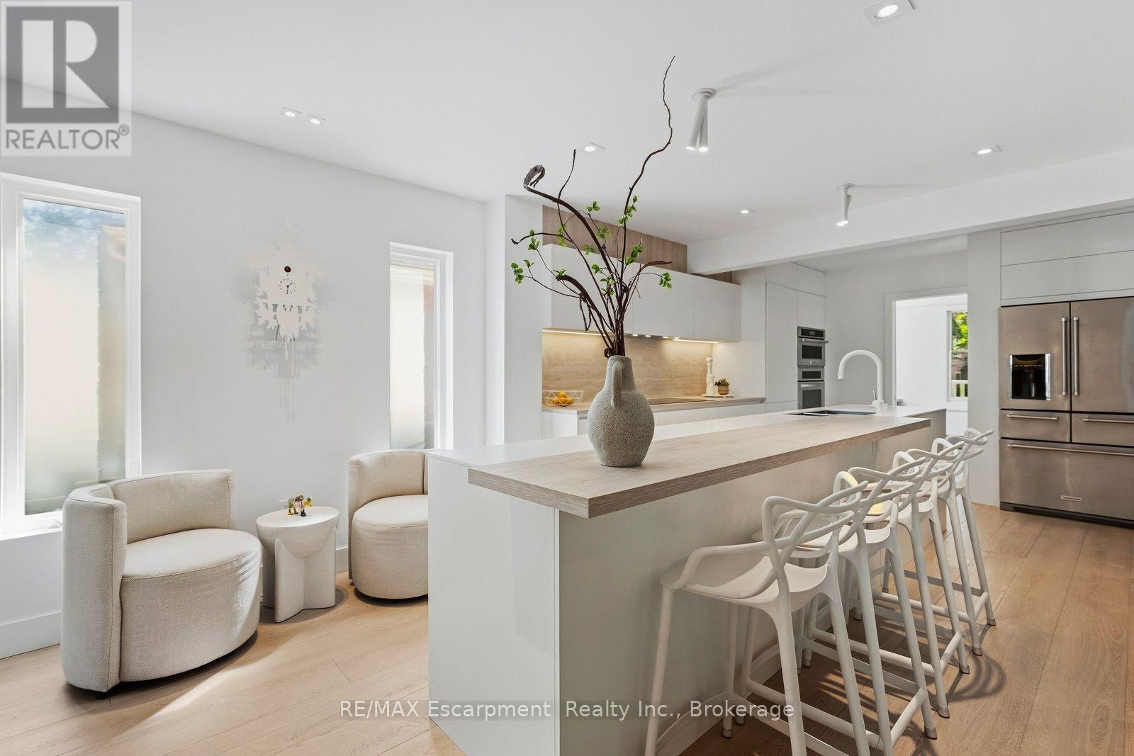 505 BURLINGTON AVENUE - Image 20