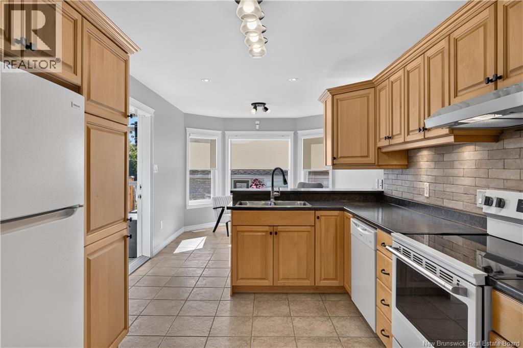 109 Kingston Avenue, Miramichi, New Brunswick, E1V7P8, Miramichi, New Brunswick — photo 3 of 5