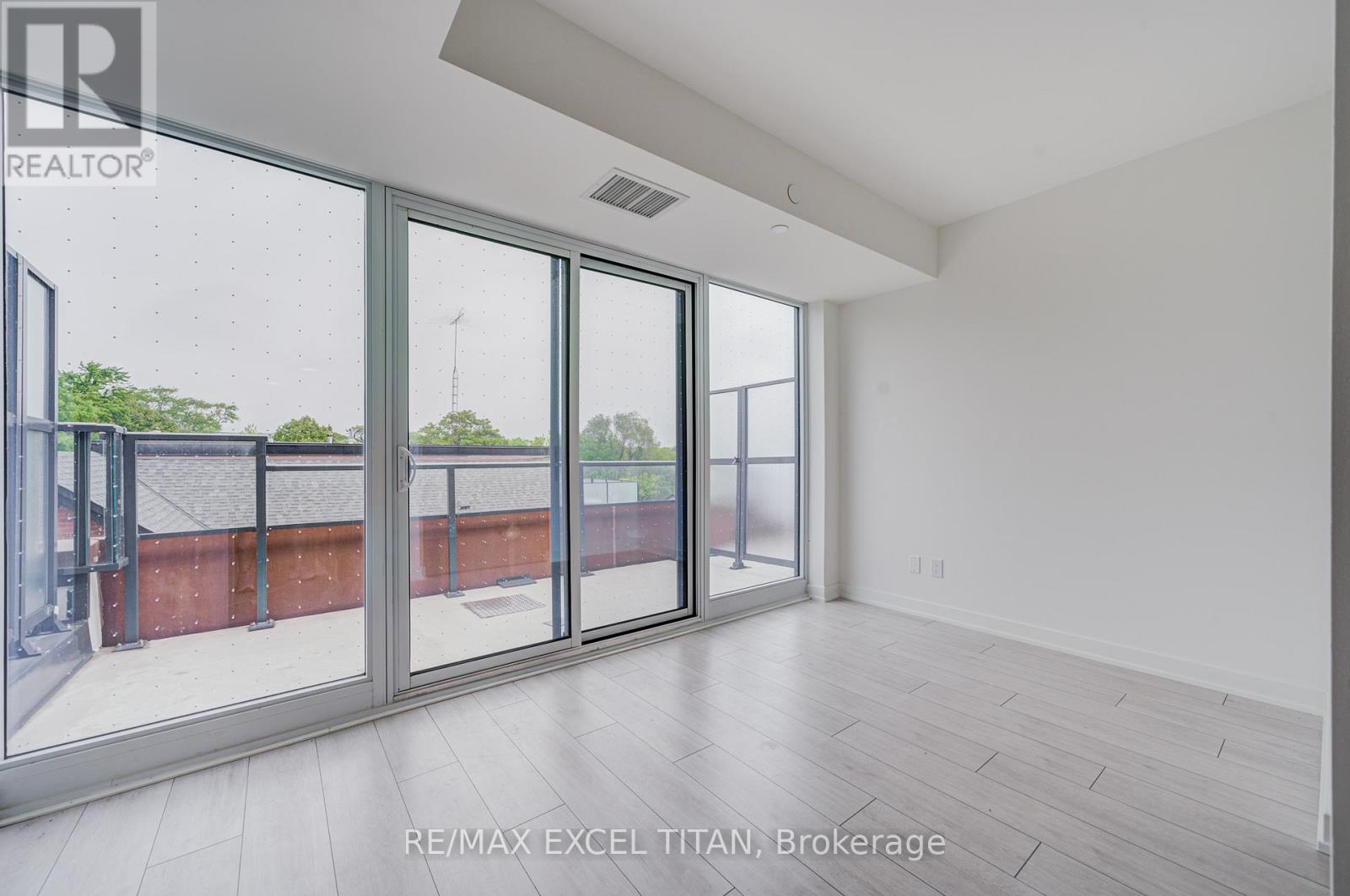 #416 5 LAKEVIEW AVENUE - 15