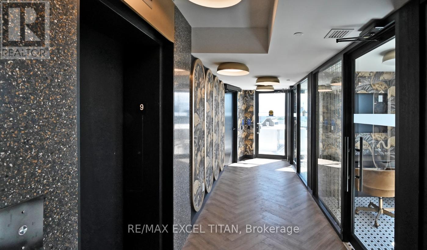 #416 5 LAKEVIEW AVENUE - Image 29