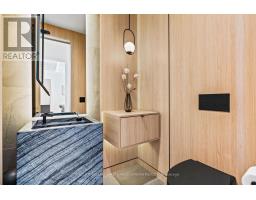 27 Berkinshaw Crescent, Toronto, ON M3B2T1 Photo 19