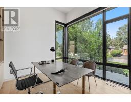 27 Berkinshaw Crescent, Toronto, ON M3B2T1 Photo 20