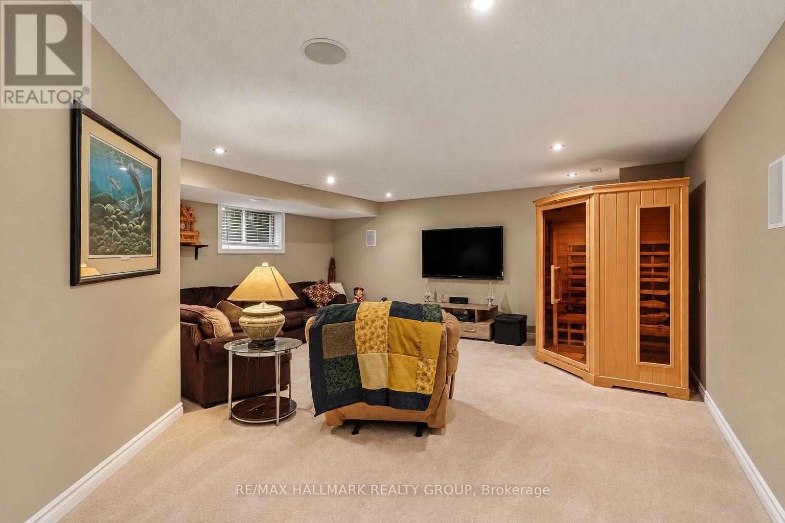 768 WHITE ALDER AVENUE - Image 30