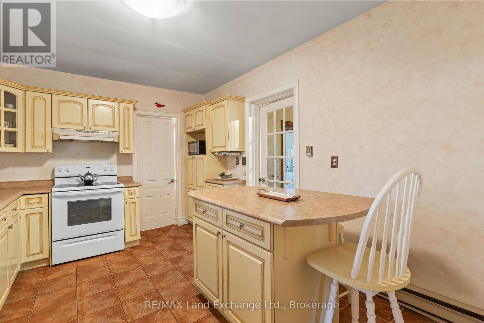 583 ELGIN STREET, Saugeen Shores — photo 11