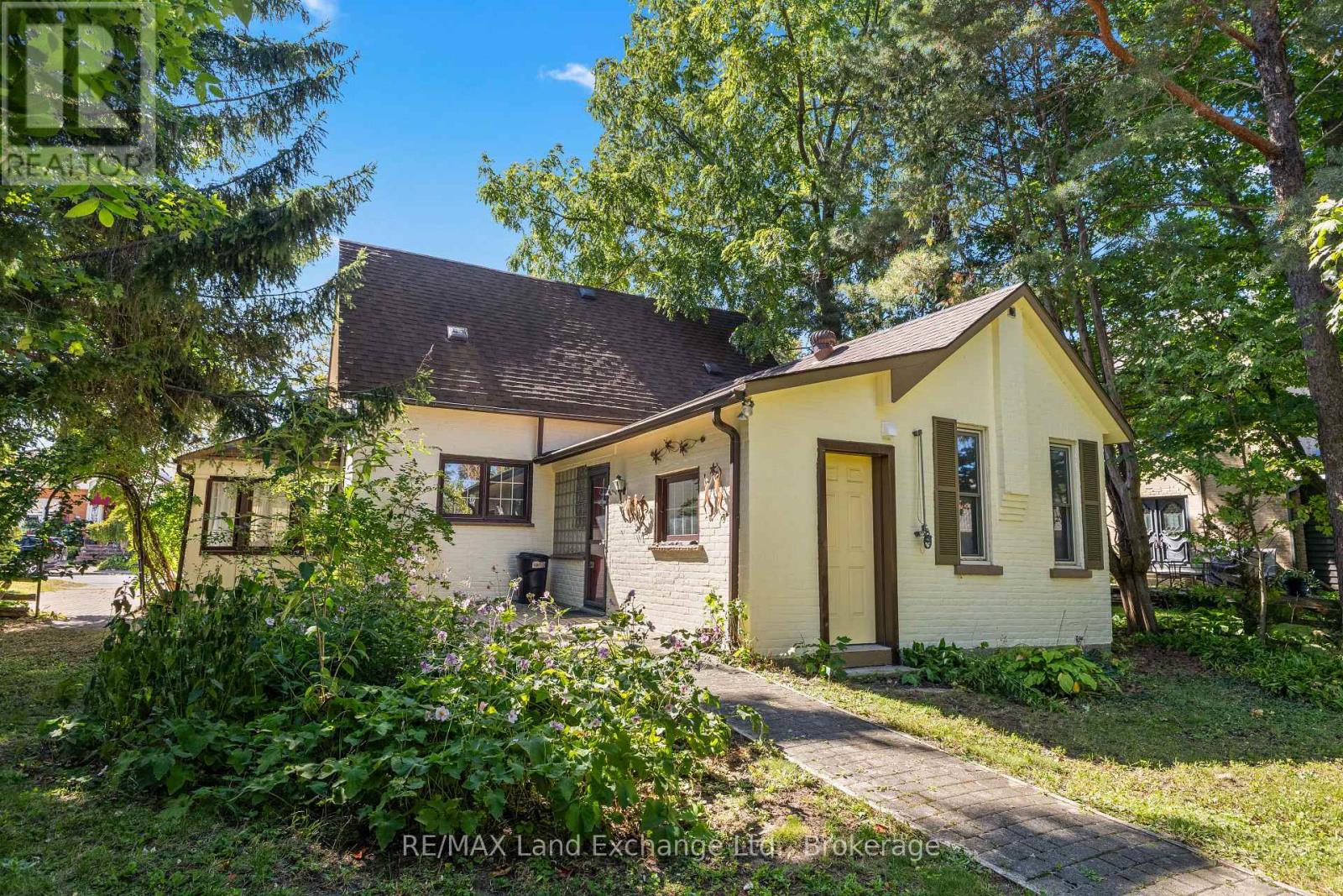 583 ELGIN STREET, Saugeen Shores — photo 4