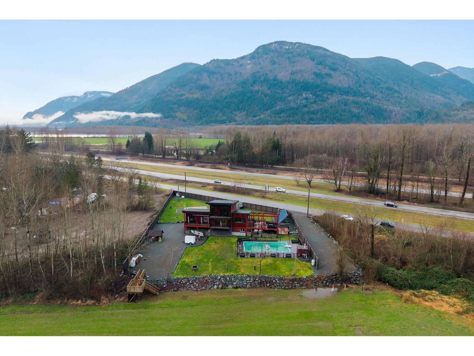 Photo of 58560 TRANS CANADA HIGHWAY, Laidlaw 40