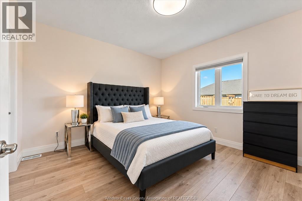2 DELFT COURT - 12
