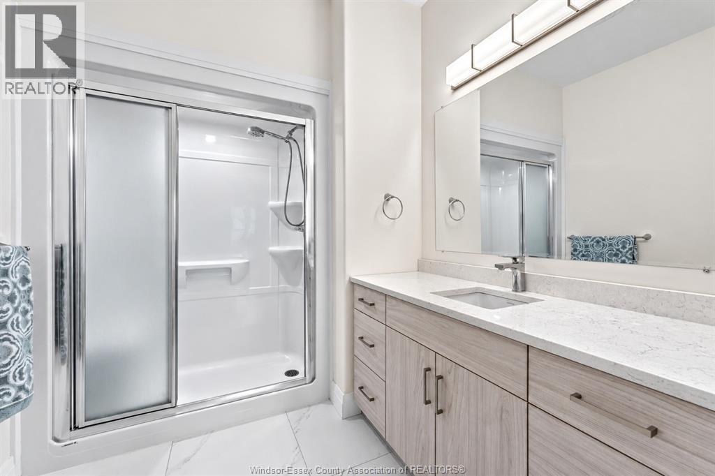 2 DELFT COURT - 15