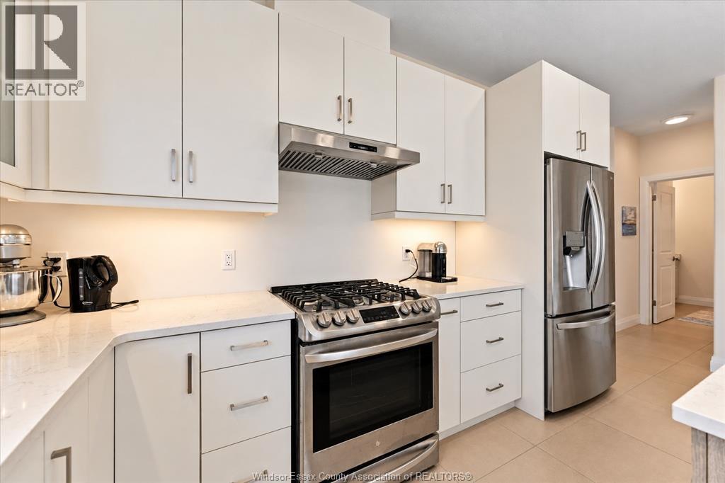 2 DELFT COURT - 7