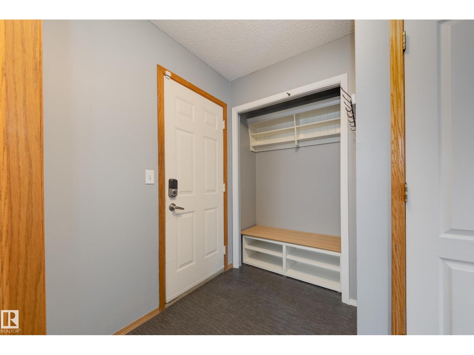 4810 42 ST - Image 17