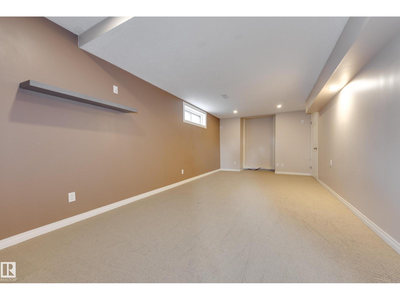 4810 42 ST - Image 33