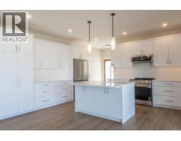 Kitchen - 3227 Woodrush Dr, Duncan, BC V9L0J9 Photo 9