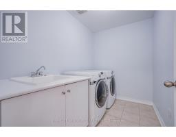 146 Art West Avenue, Newmarket, ON L3X0C1 Photo 32