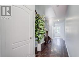 Laundry room - 146 Art West Avenue, Newmarket, ON L3X0C1 Photo 9