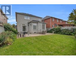 27 Blackbird Crescent, Richmond Hill, ON L4E4B2 Photo 24