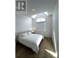 30 Mapleton Street, Richmond Hill, ON L4E1N1 Photo 11