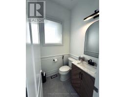 30 Mapleton Street, Richmond Hill, ON L4E1N1 Photo 6