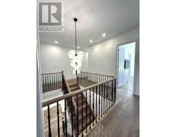 30 Mapleton Street, Richmond Hill, ON L4E1N1 Photo 7