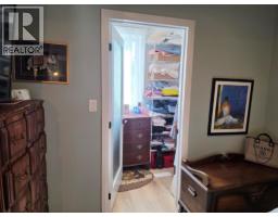 16 Fort Street, Point Edward, ON N7V1M2 Photo 19