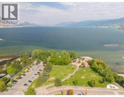 3pc Ensuite bath - 84 Van Horne Street Unit# 304, Penticton, BC V2A4J8 Photo 9
