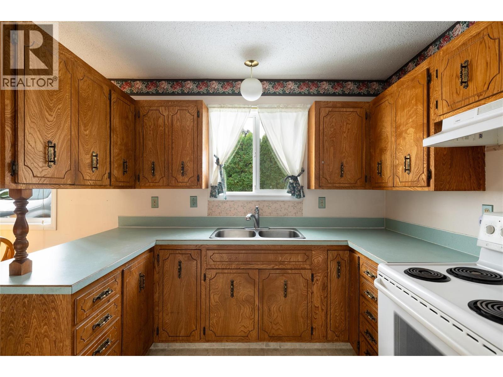 6689 Apollo Road, Vernon