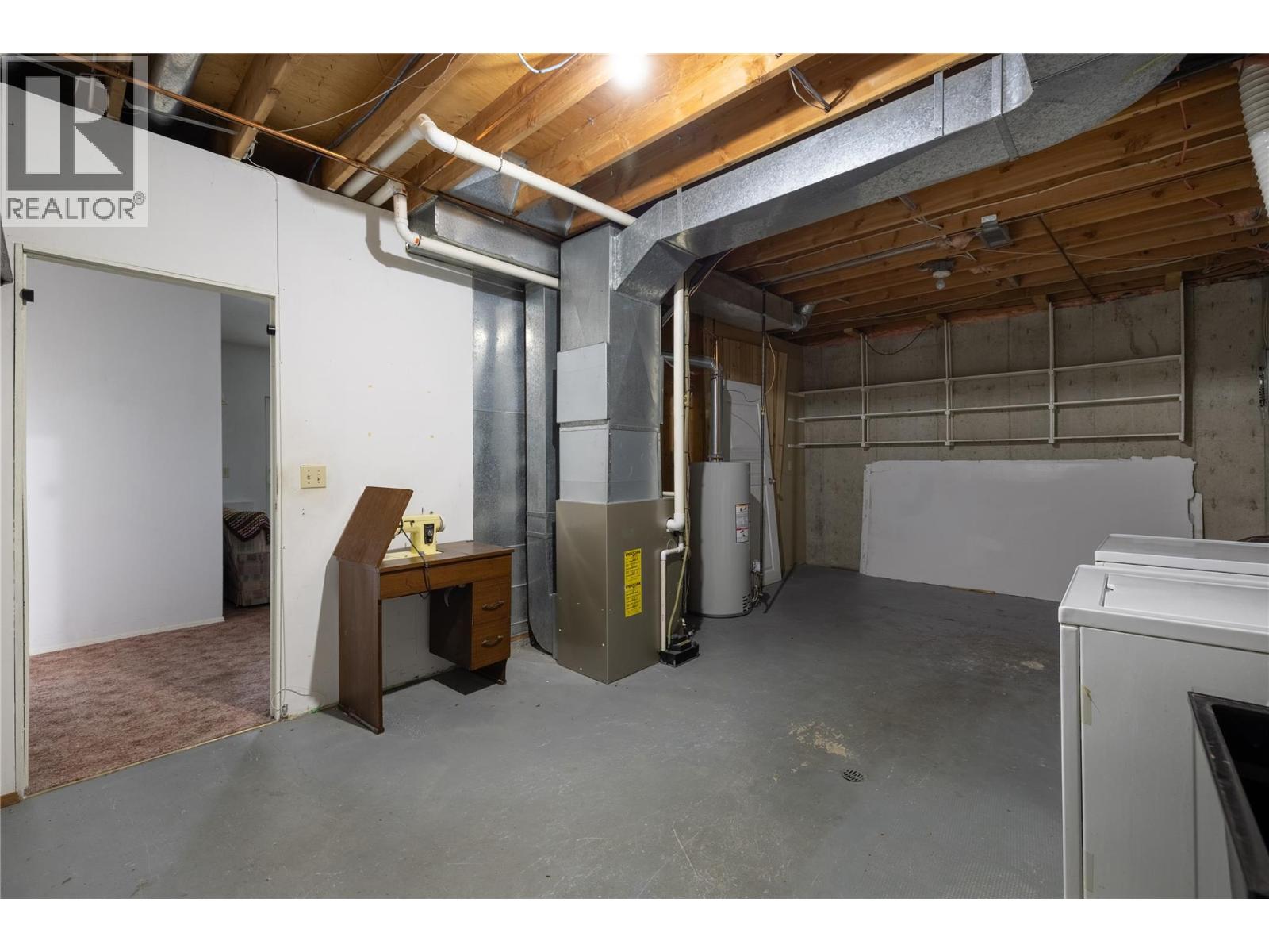 6689 Apollo Road - 26