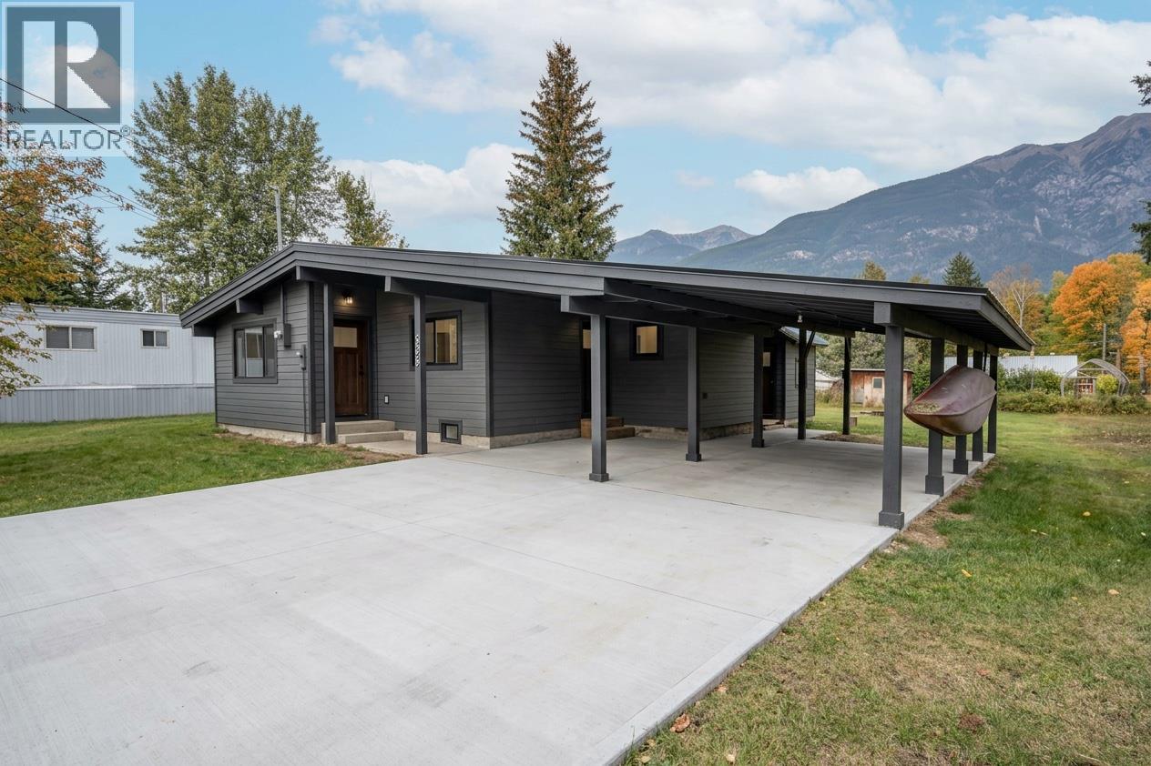 909 Ryter Road W - 2