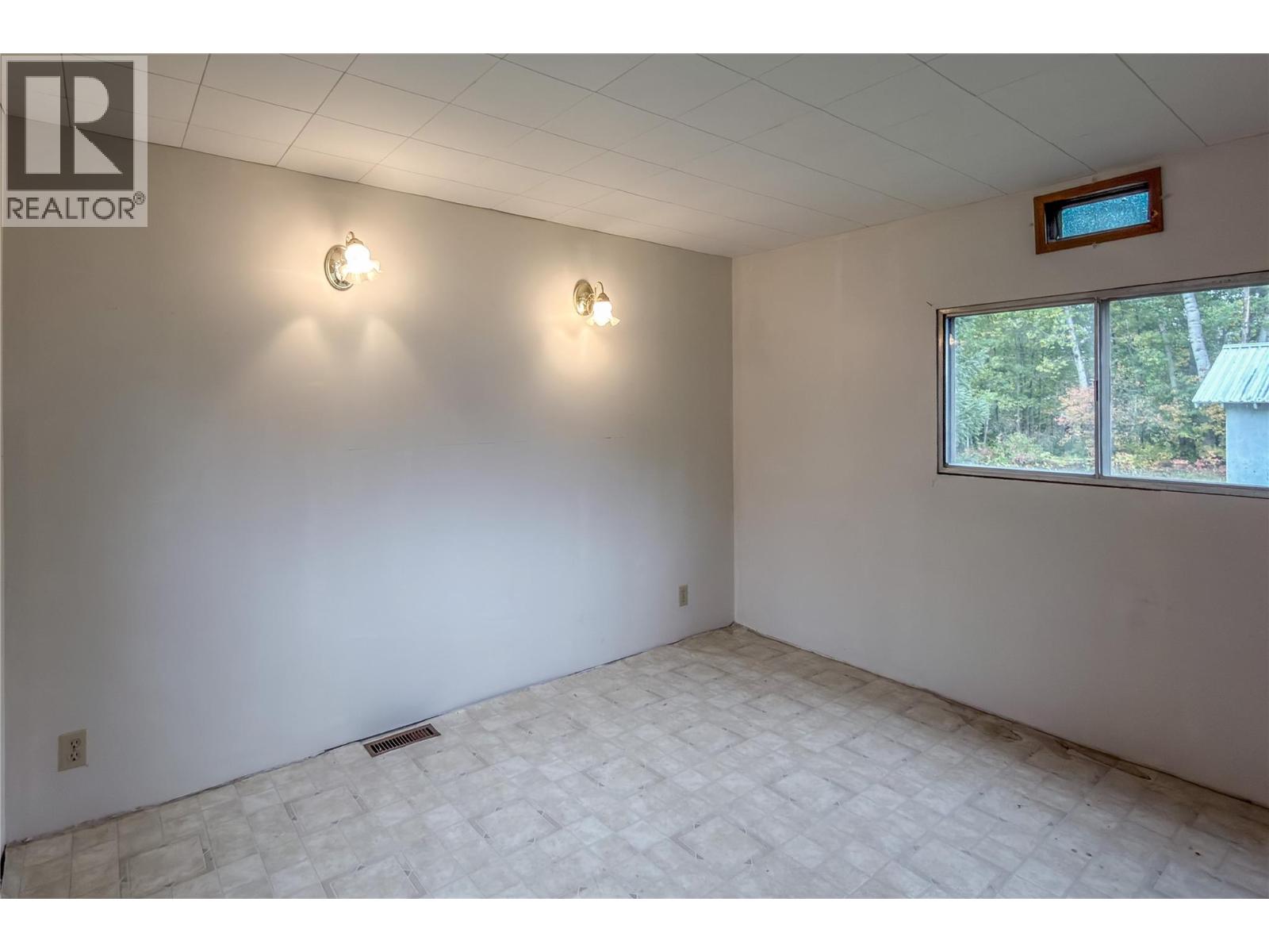 909 Ryter Road W - Image 36