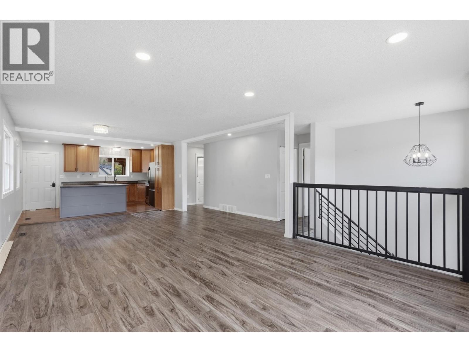4568 CAMMERAY Drive - 14