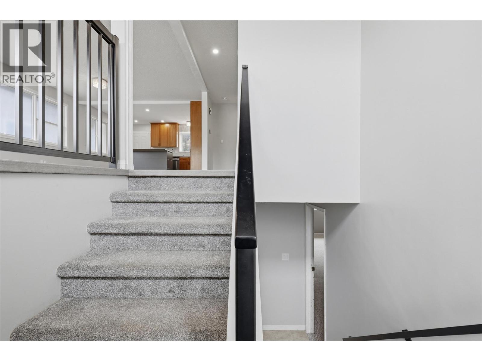 4568 CAMMERAY Drive - 26