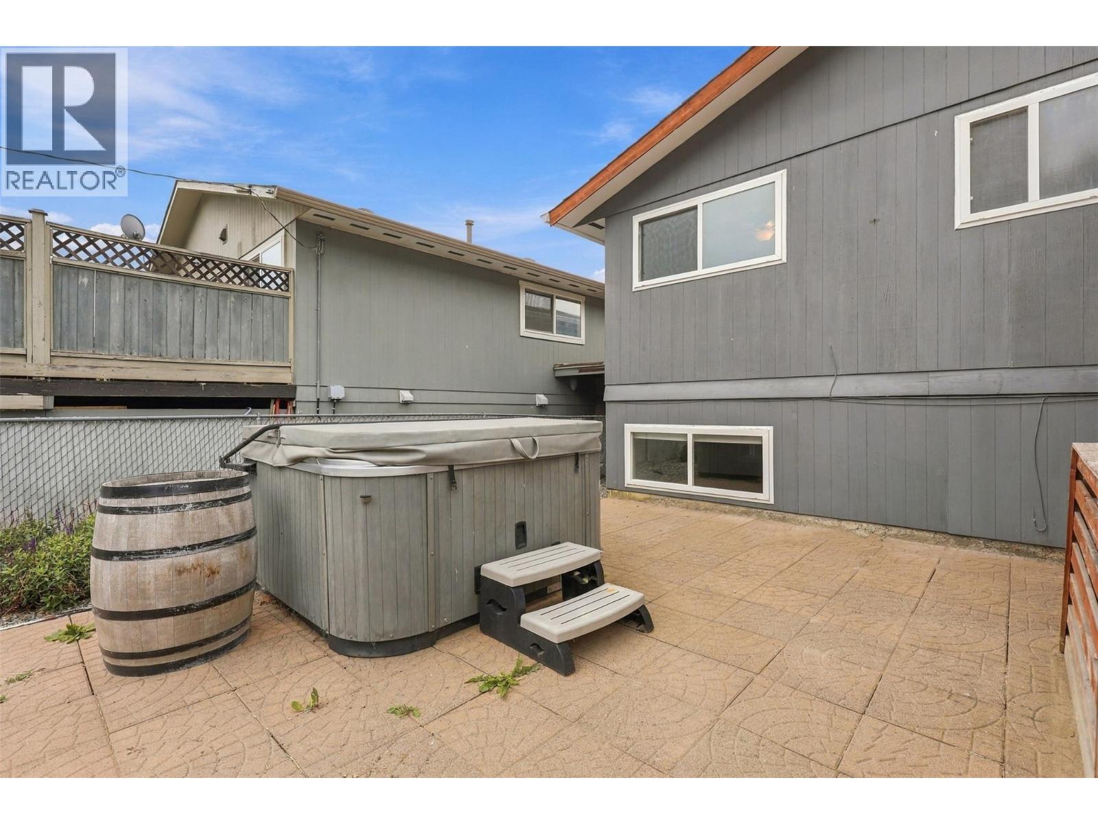 4568 CAMMERAY Drive - 36