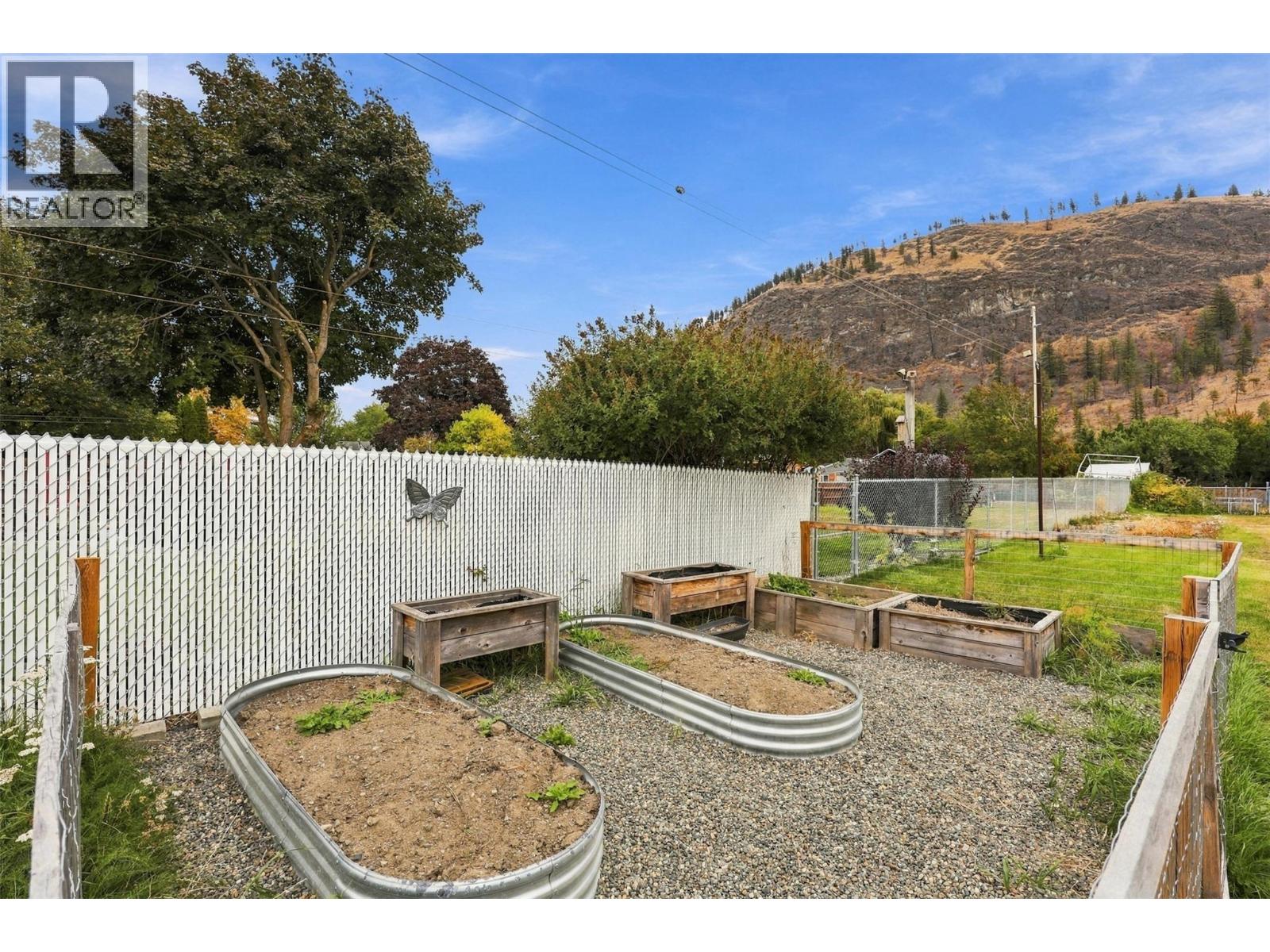 4568 CAMMERAY Drive - 38
